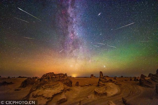 流星雨图片 30张照片，见证中国最美流星雨